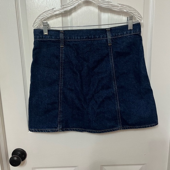 Levi’s Jean skirt button front A-line size 30 - Picture 4 of 6